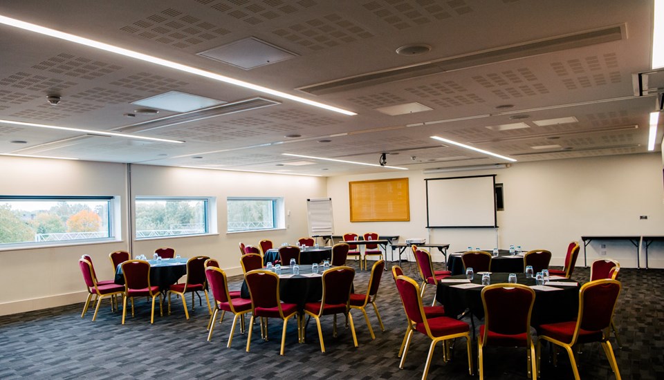 The Press Lounge At Emirates Old Trafford (4)