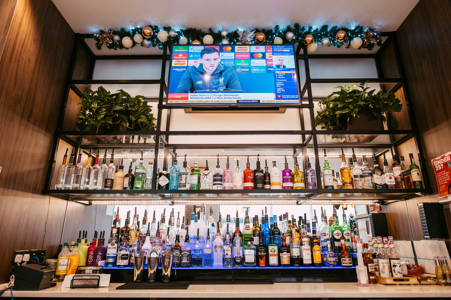 Lancashirecricketclub Christmasdecorationsshoot Webresolution 271119 MANCPHOTO018