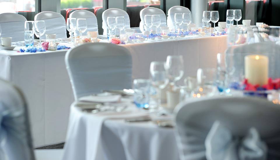 Weddings At Emirates Old Trafford 1864 Suite (2)