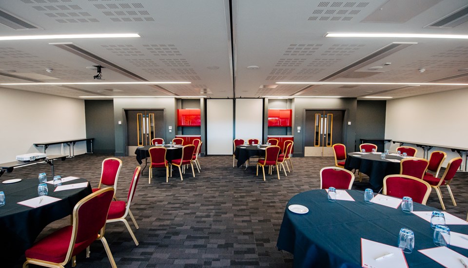 The Press Lounge At Emirates Old Trafford (17)