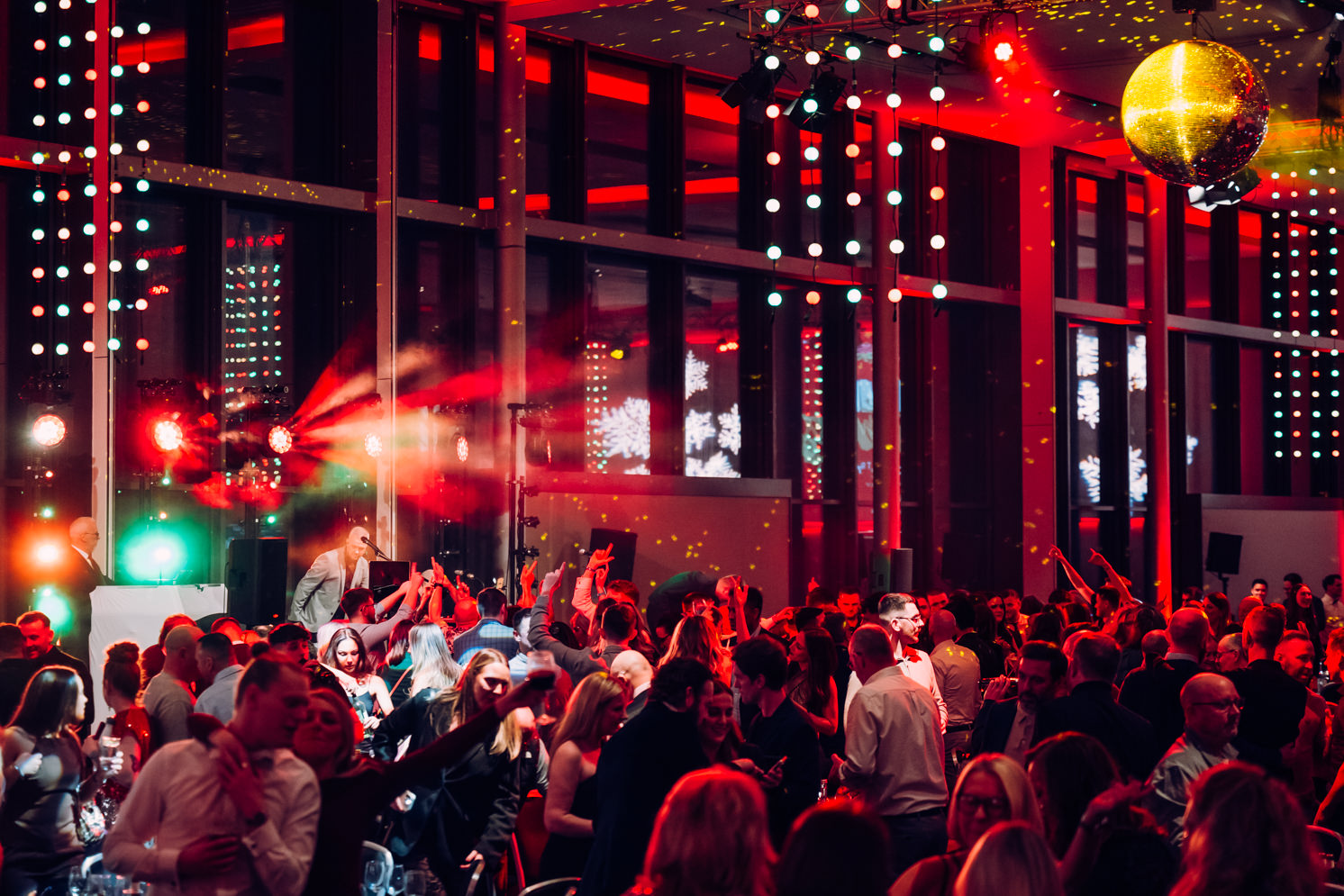 Lancashirecricketclub Christmasextravaganza Webresolution Webresolution 131224 MANCPHOTO159