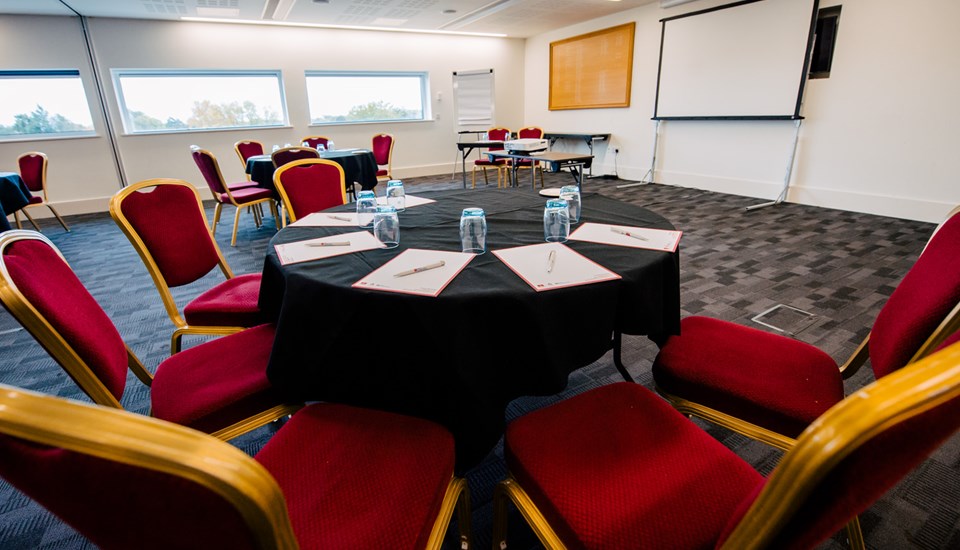 The Press Lounge At Emirates Old Trafford (11)