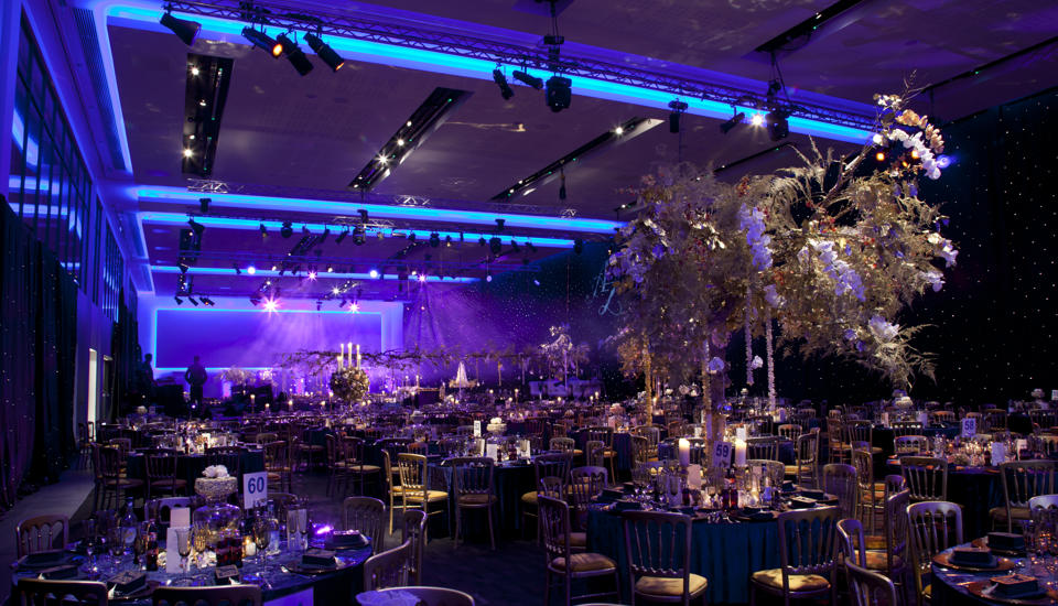Weddings At Emirates Old Trafford (4)