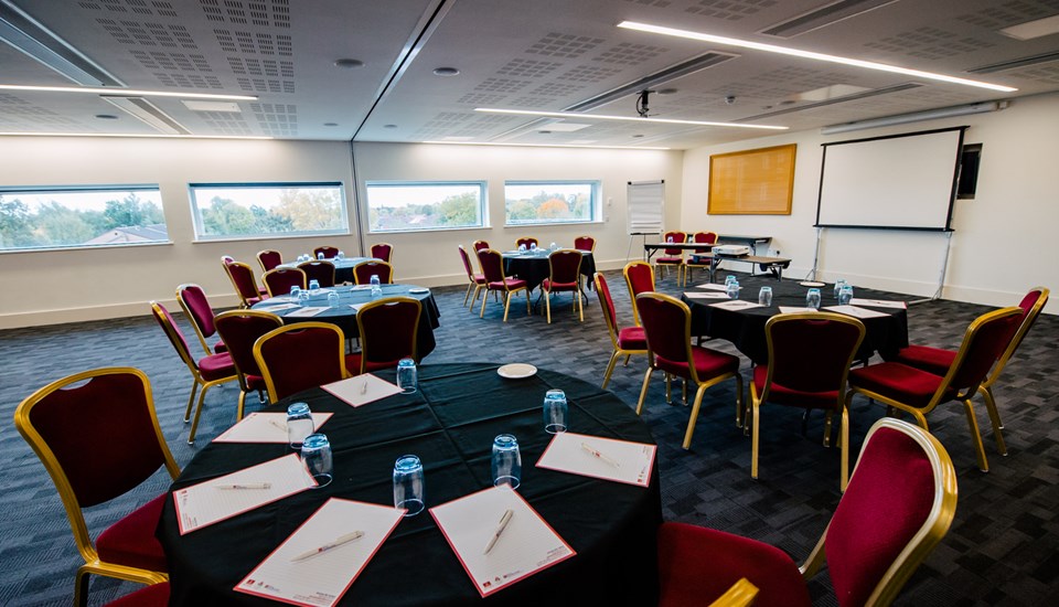 The Press Lounge At Emirates Old Trafford (5)